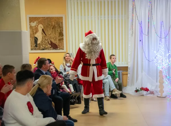 KALĖDINĖ PASAKA JIEVARO PAGRINDINĖJE MOKYKLOJE